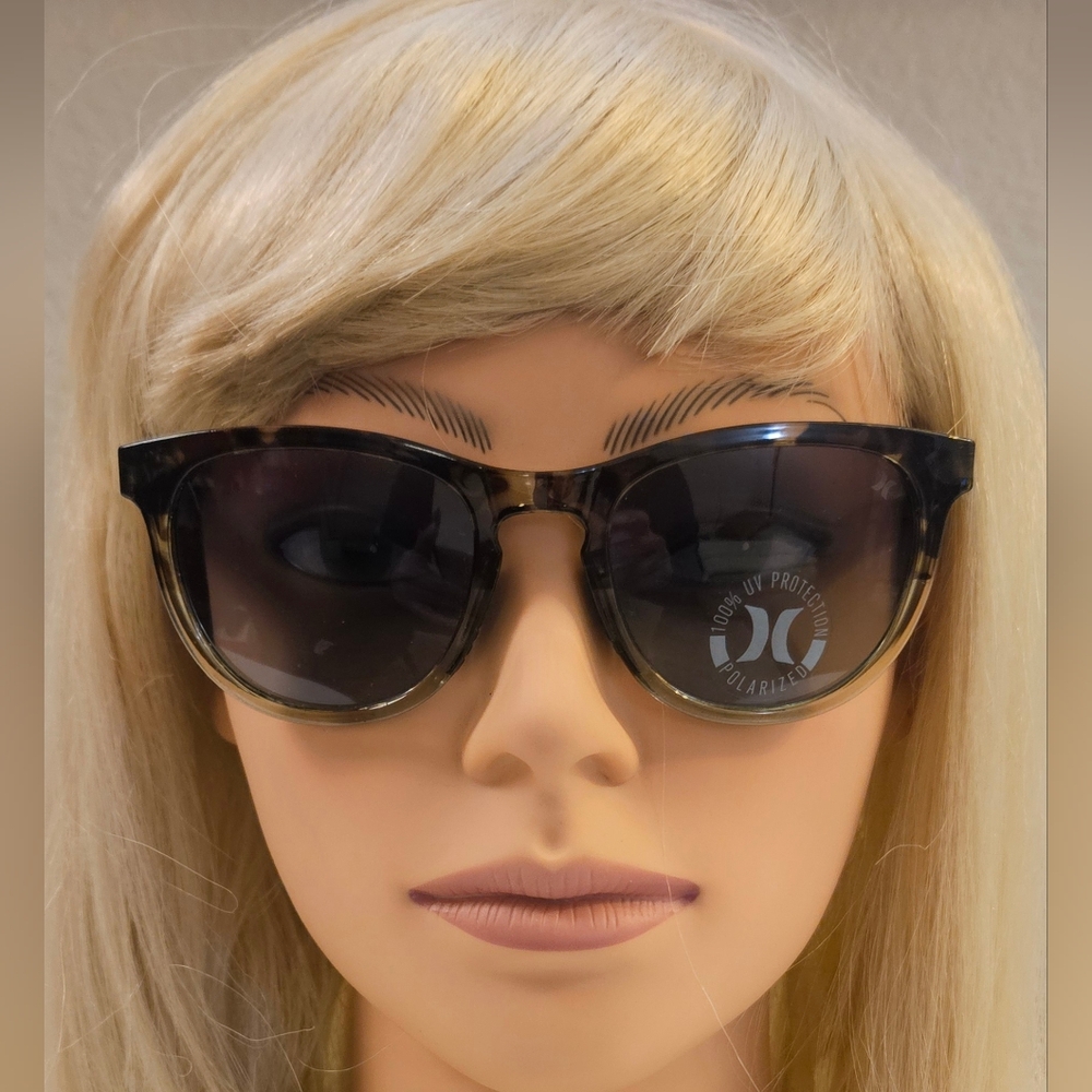 Hurley 2-toned Blue Demi Tortoise Polorized Sunglasses